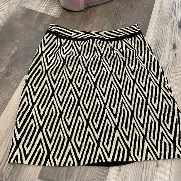 Anne Taylor Diamond‎ Print Silk Fit & Flare Skirt - Picture 8 of 8